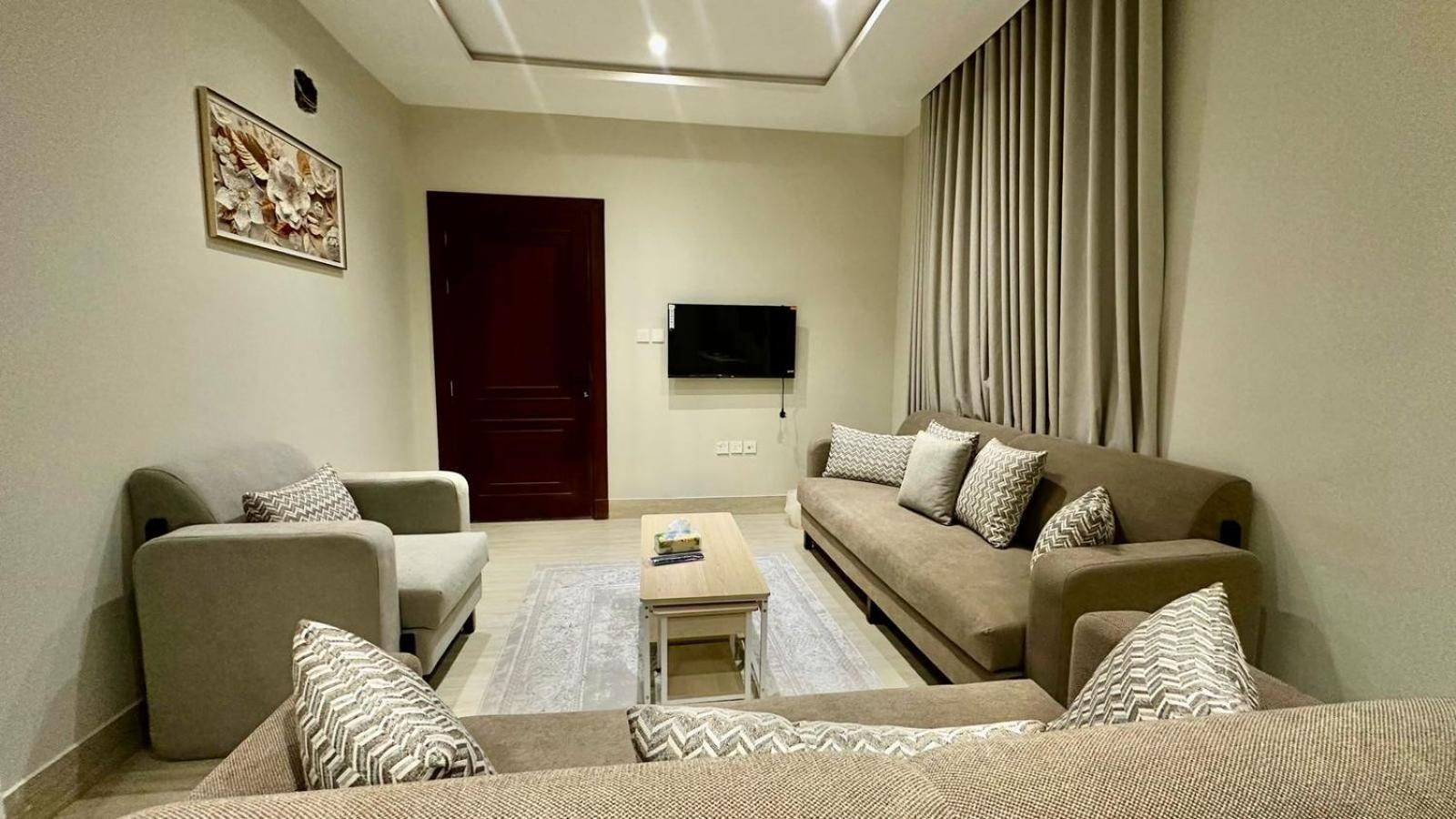 Lovely Apartment-b With Two Bedrooms * Al Khobar